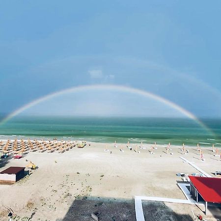 Wave 2 Mamaia Prima Linie Vedere La Mare 120Mp Navodari Bagian luar foto