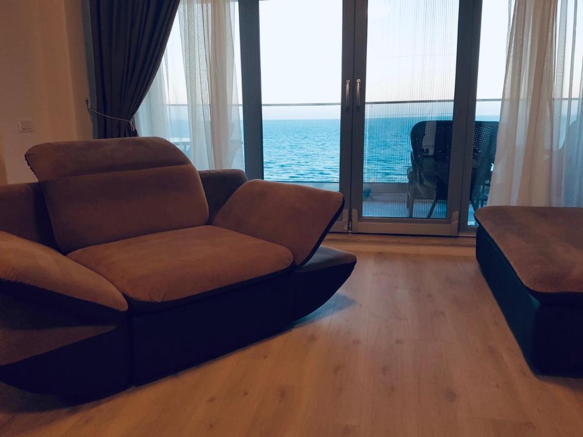 Wave 2 Mamaia Prima Linie Vedere La Mare 120Mp Navodari Bagian luar foto