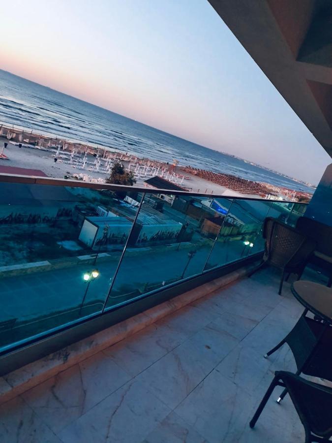 Wave 2 Mamaia Prima Linie Vedere La Mare 120Mp Navodari Bagian luar foto
